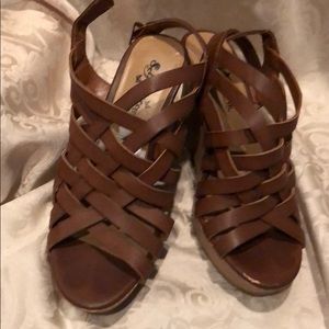 Gladiator heel sandals self esteem foot wear 7.5